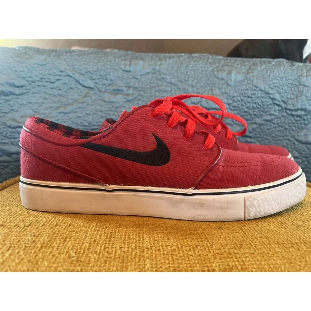 Nike SB Zoom Stefan Janoski Men's Size 9 Red Plaid Sneakers Shoes 615957-601